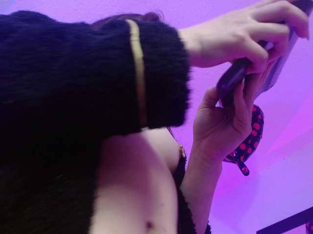 Annie-switt's BongaCams show and profile