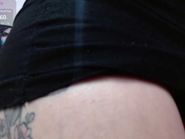 Annie-switt's BongaCams show and profile