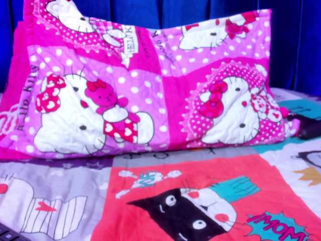 Annie-switt's BongaCams show and profile