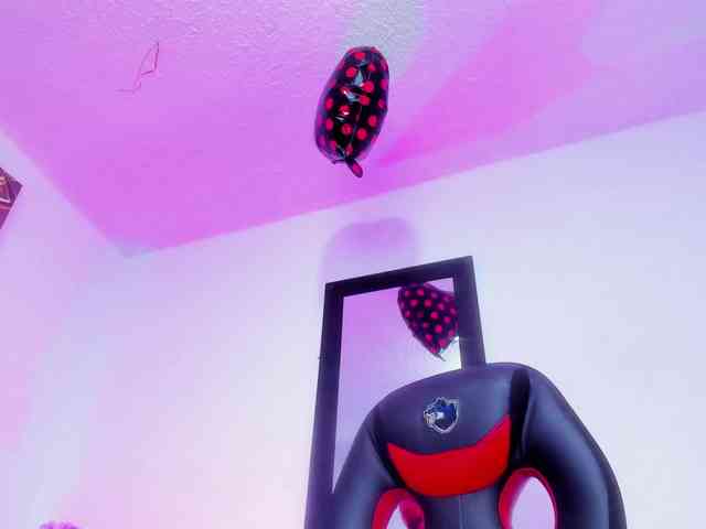 Annie-switt Annie-switt