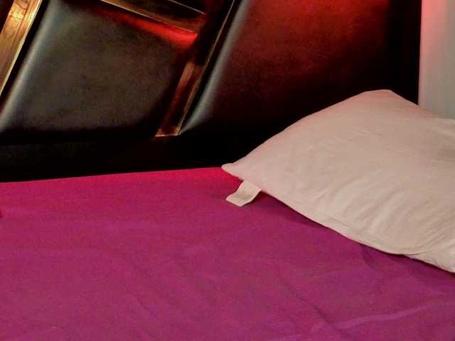 MagiArias's BongaCams show and profile