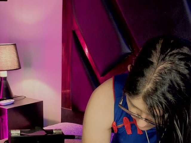 MagiArias's BongaCams show and profile