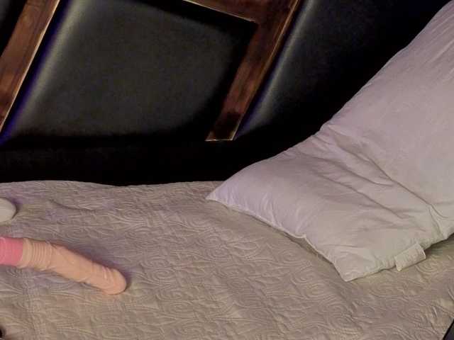 MagiArias's BongaCams show and profile