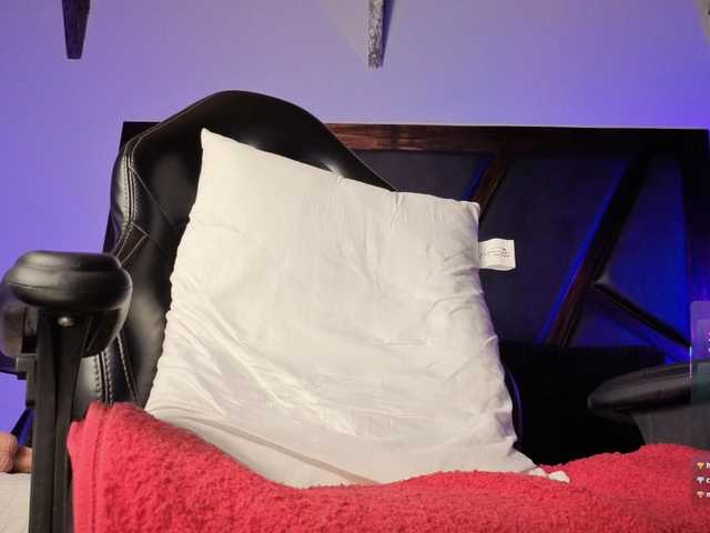 MagiArias's BongaCams show and profile