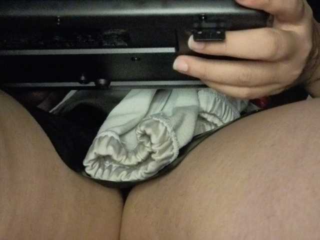 MagiArias's BongaCams show and profile