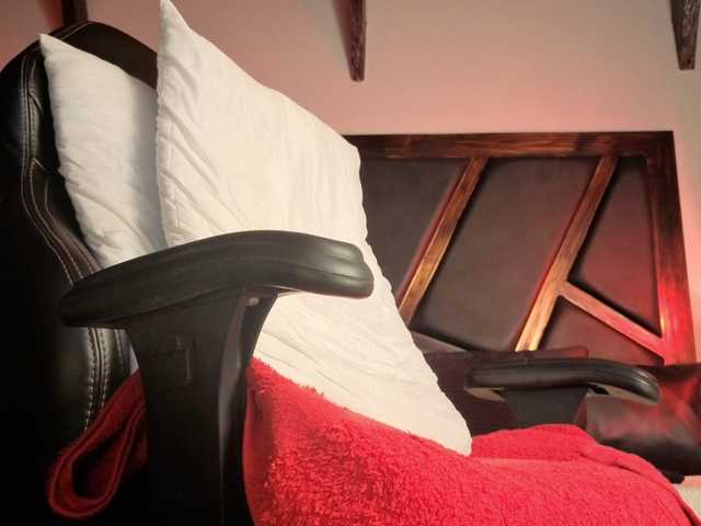 MagiArias's BongaCams show and profile