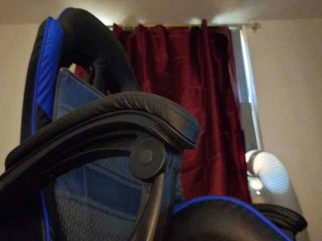 MagiArias's BongaCams show and profile