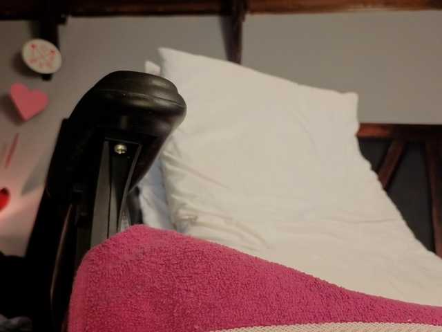 MagiArias's BongaCams show and profile