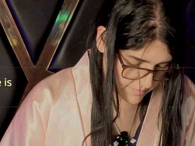 voyeur web cam MagiArias