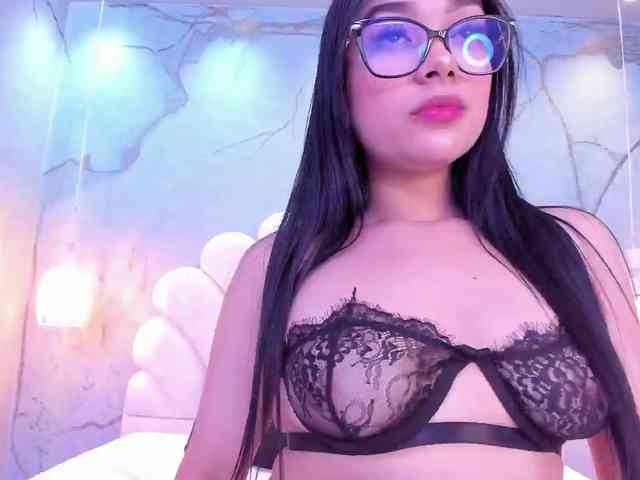 GabrielaWilches webcam