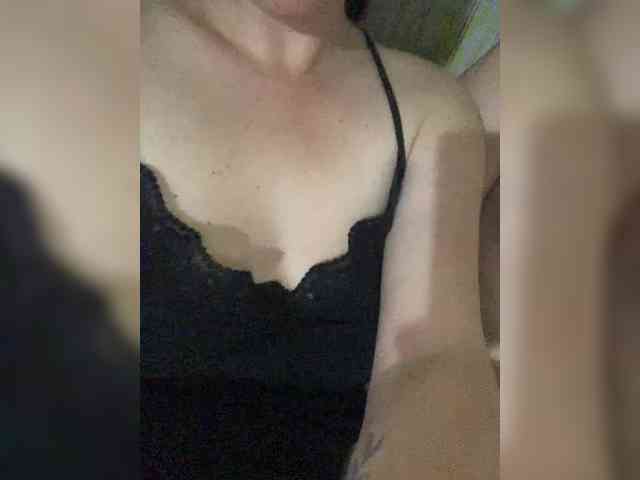MarinaAnton2121 webcam