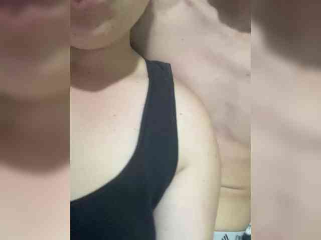 MarinaAnton2121 webcam