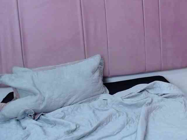 SophiieLux webcam