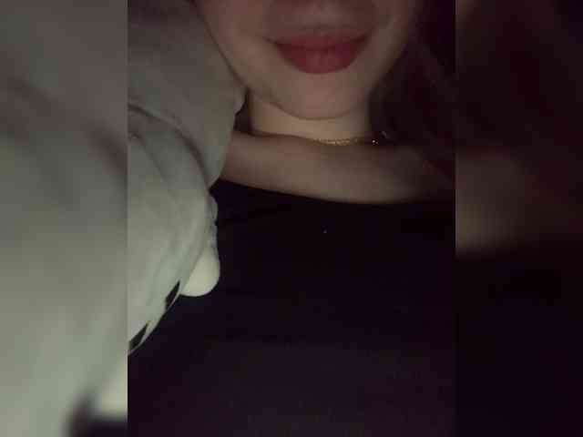 MissSecret-1 webcam