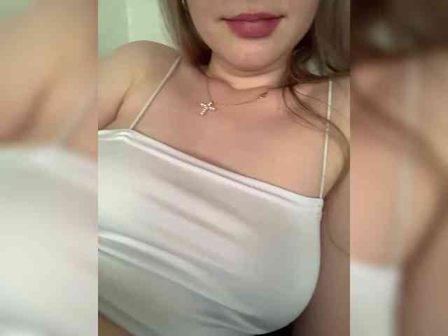 MissSecret-1 webcam