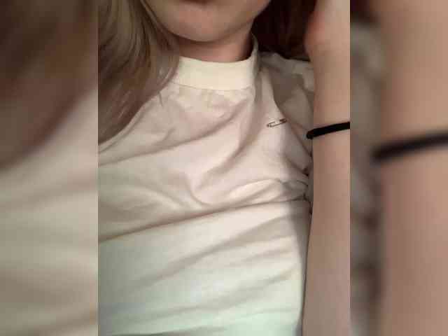 MissSecret-1 webcam