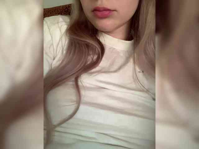 MissSecret-1 webcam