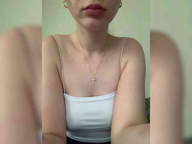 MissSecret-1 webcam