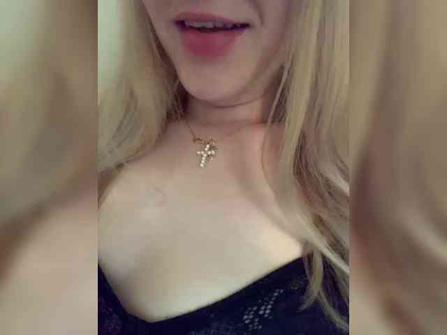 MissSecret-1 webcam