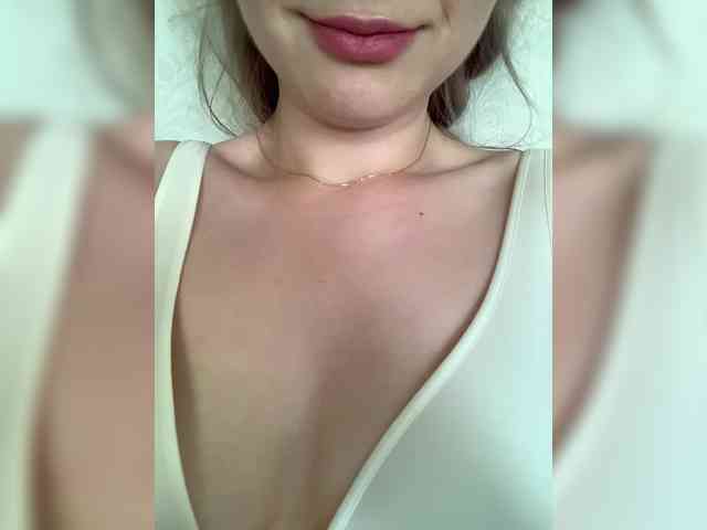 MissSecret-1 webcam