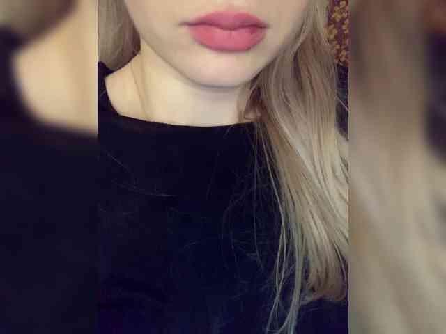 MissSecret-1 webcam