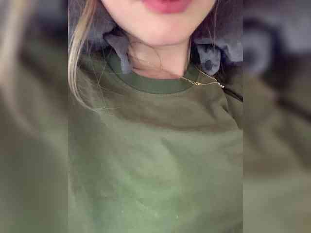 MissSecret-1 webcam