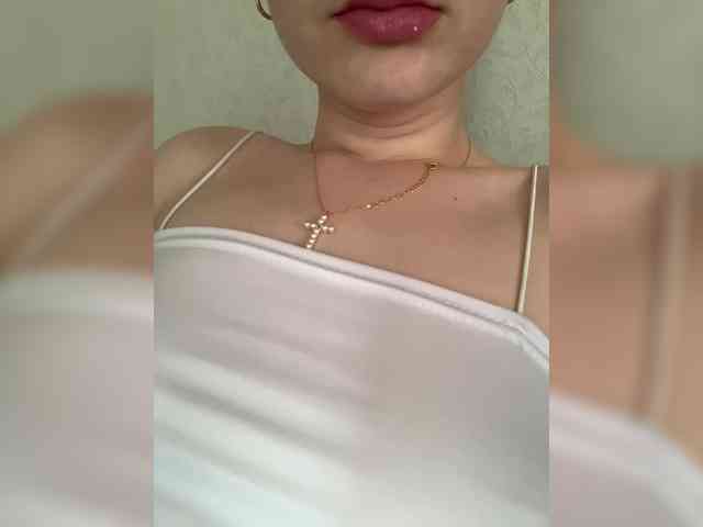 MissSecret-1 webcam