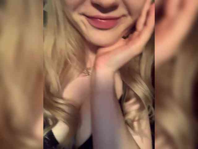 MissSecret-1 webcam