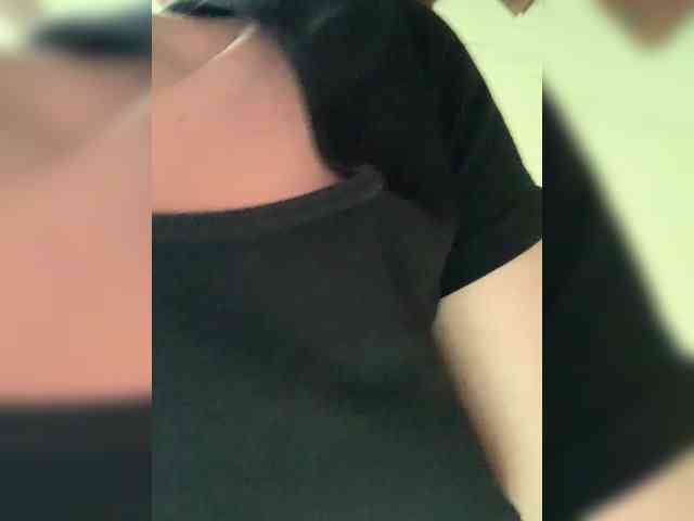 MissSecret-1 webcam