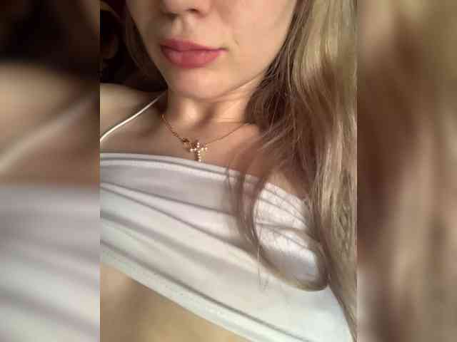 MissSecret-1 webcam