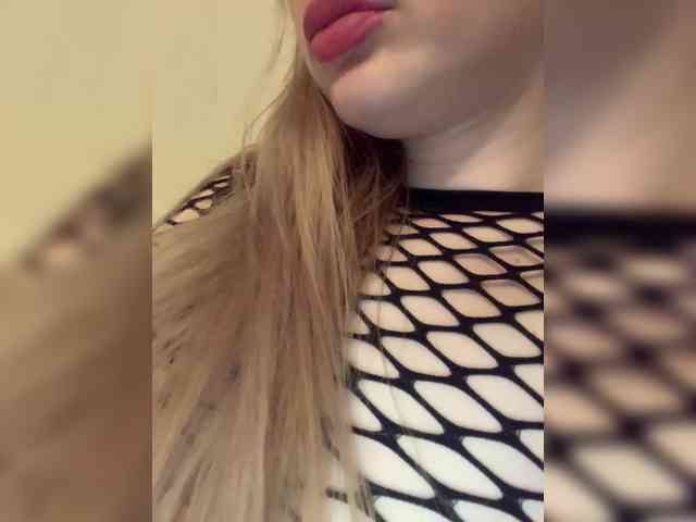 MissSecret-1 webcam
