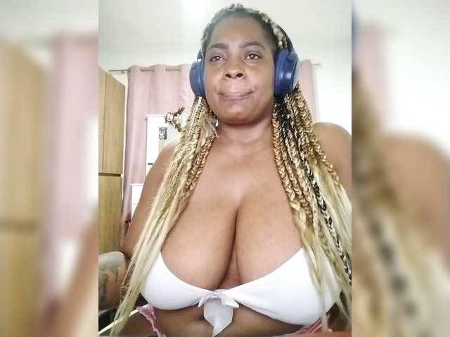 GoddessCarrie's BongaCams show and profile