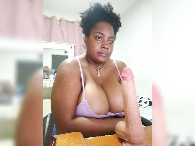 GoddessCarrie's BongaCams show and profile