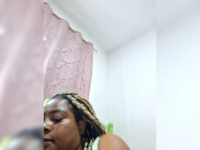 GoddessCarrie's BongaCams show and profile