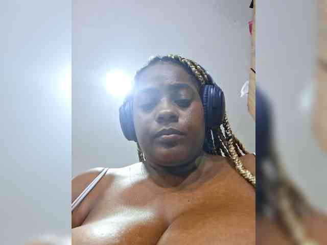 GoddessCarrie webcam