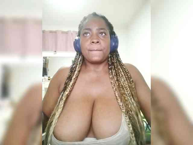 GoddessCarrie webcam