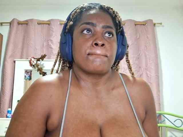 GoddessCarrie webcam