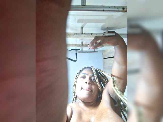 GoddessCarrie webcam