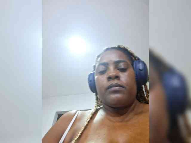 GoddessCarrie webcam