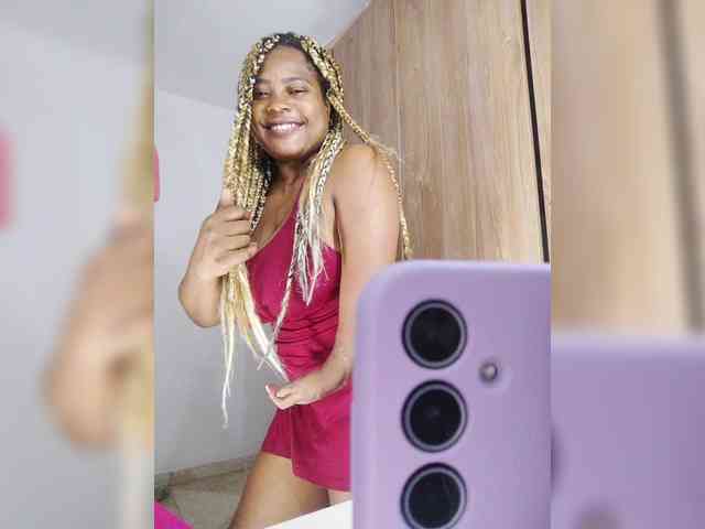 GoddessCarrie webcam