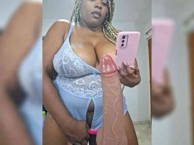 GoddessCarrie webcam