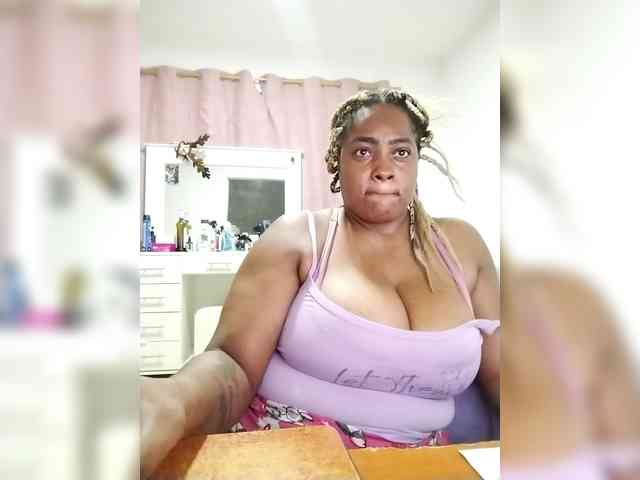 GoddessCarrie webcam