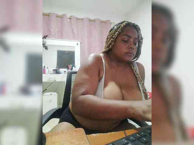 GoddessCarrie webcam