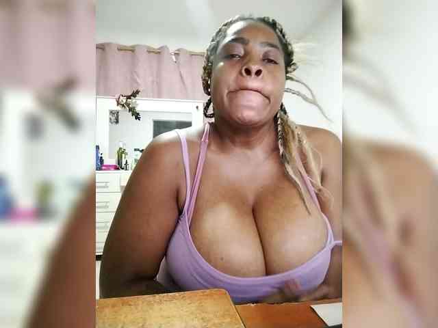 GoddessCarrie webcam