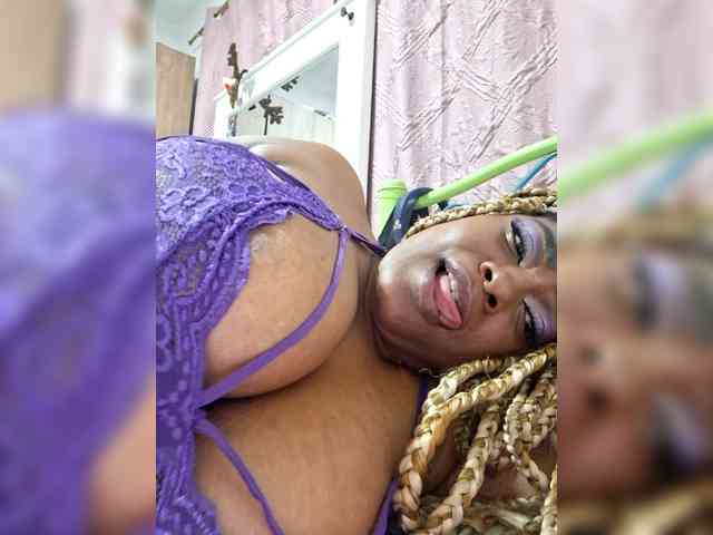 GoddessCarrie webcam