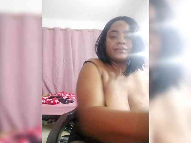 GoddessCarrie webcam