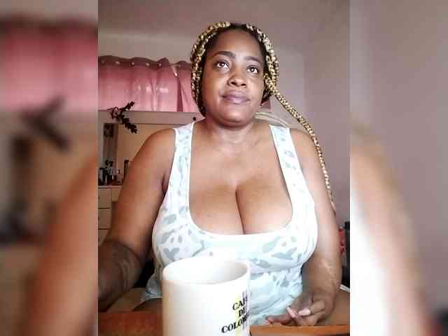 GoddessCarrie webcam