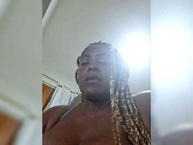 GoddessCarrie webcam