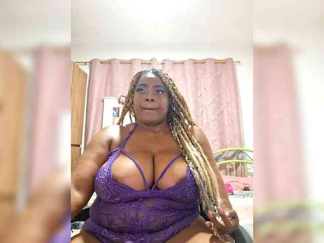 GoddessCarrie webcam