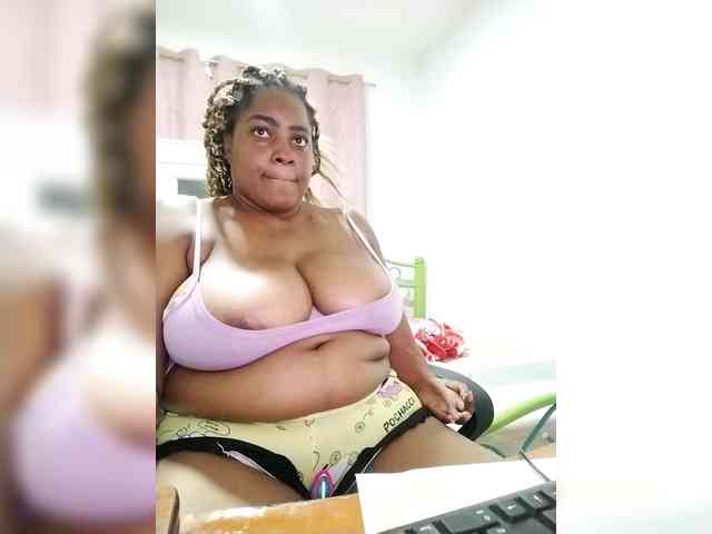 GoddessCarrie webcam